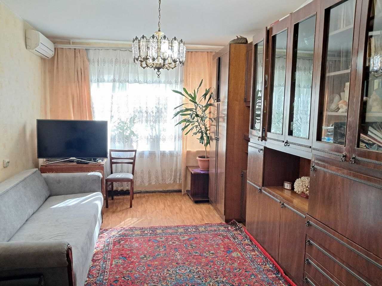 Продається 4-кімнатна квартира на вулиці Бочарова, біля Кримської
