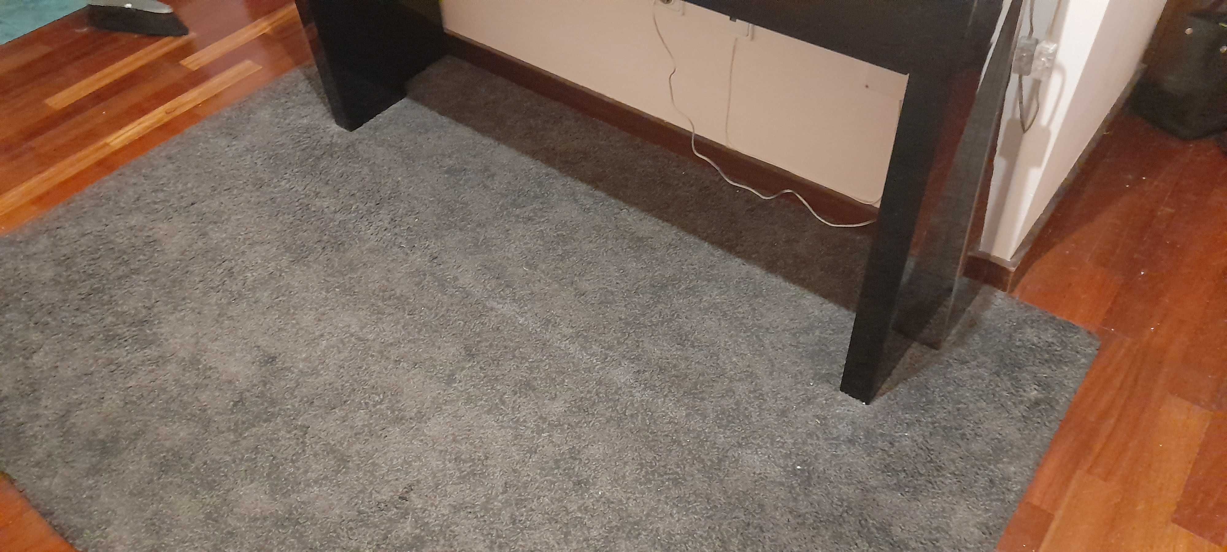 Carpete cinza ikea