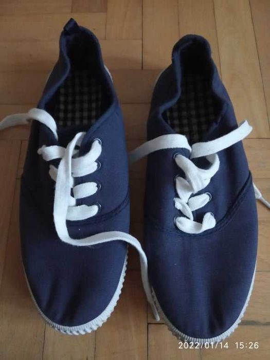 Sprzedam buty  tenisówki/trampki  roz 37