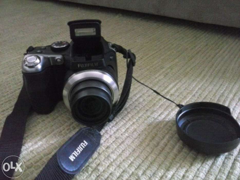 Máquina Fujifilm Finepix S8100 - portes de envio incluídos