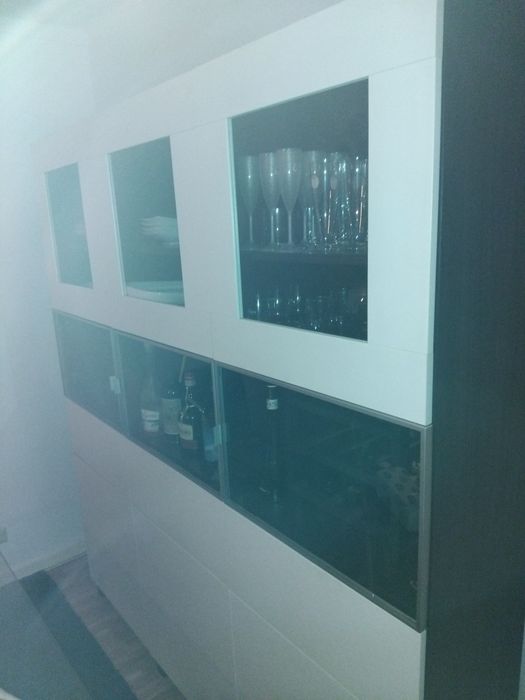 Móvel em madeira como novo