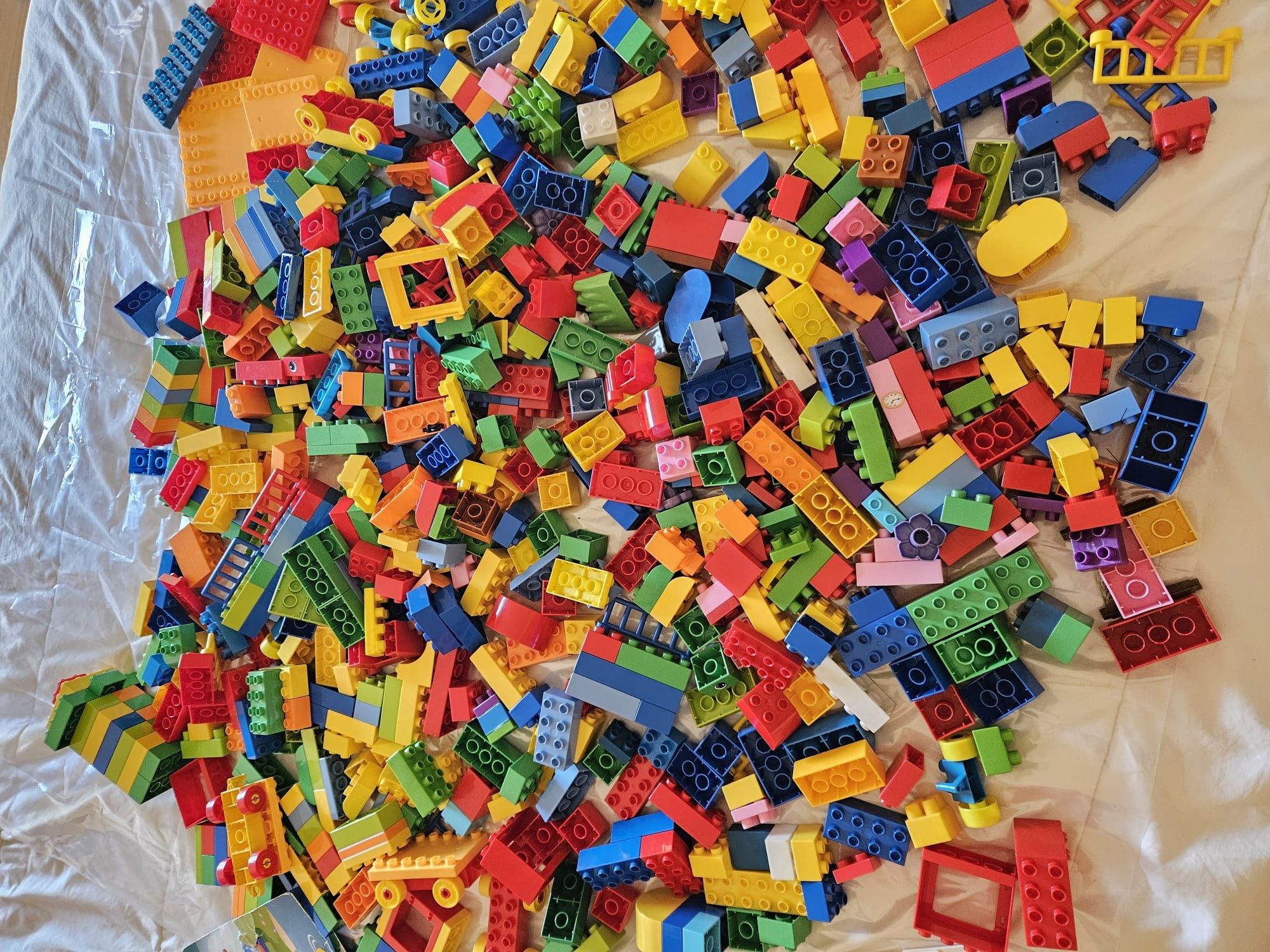 Lego Duplo mais de 700 peças