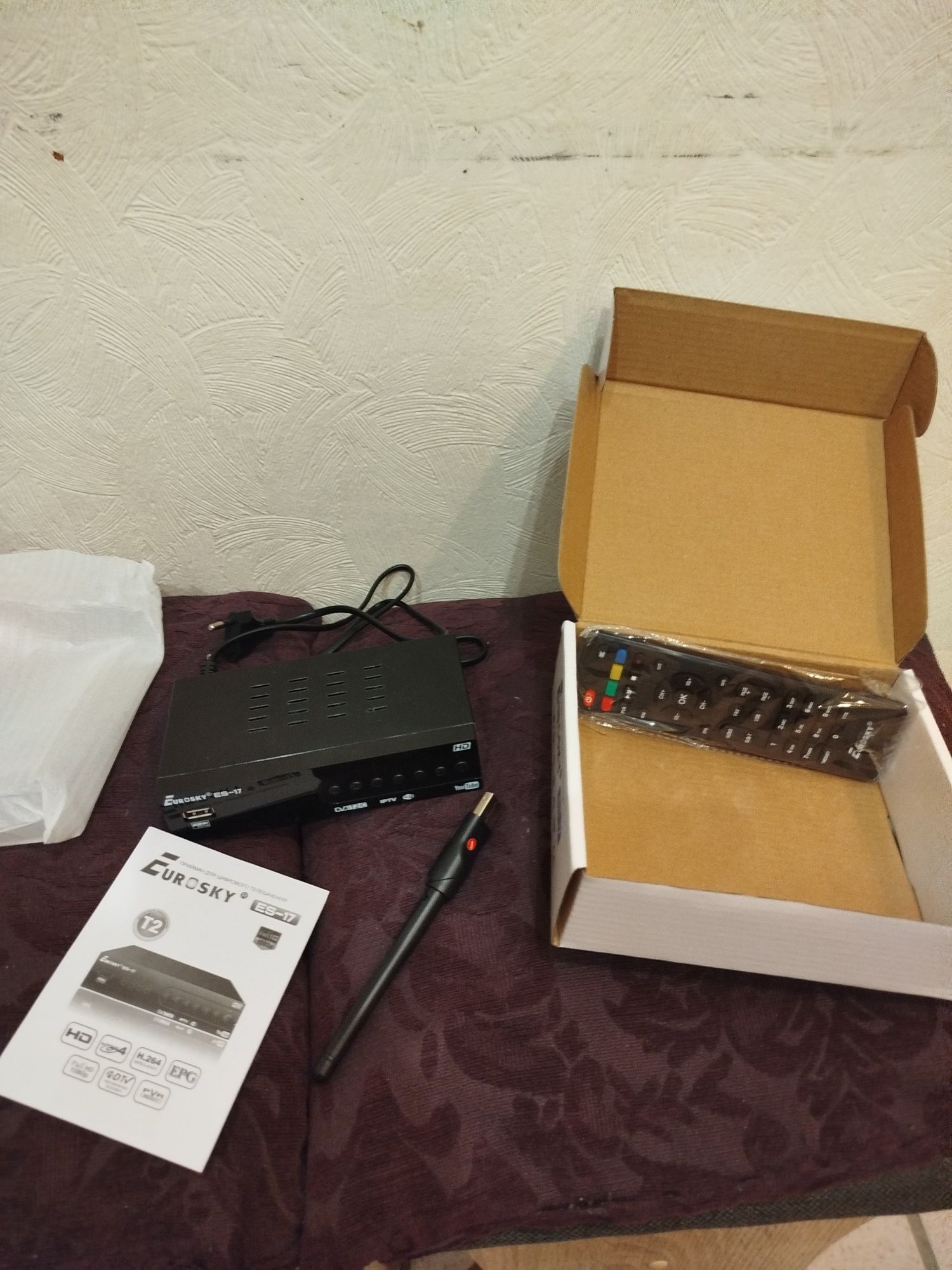 Ресивер Т2 Eurosky ES-17 + WIFI адаптер