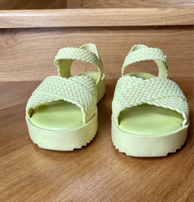 Босоніжки Мелісса