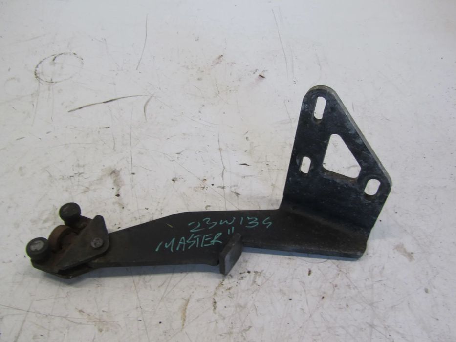 renault master II rolka dolna drzwi prawy bok