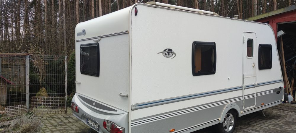 Przyczepa kempingowa 4osoby CARAVELAIR 2009 rok