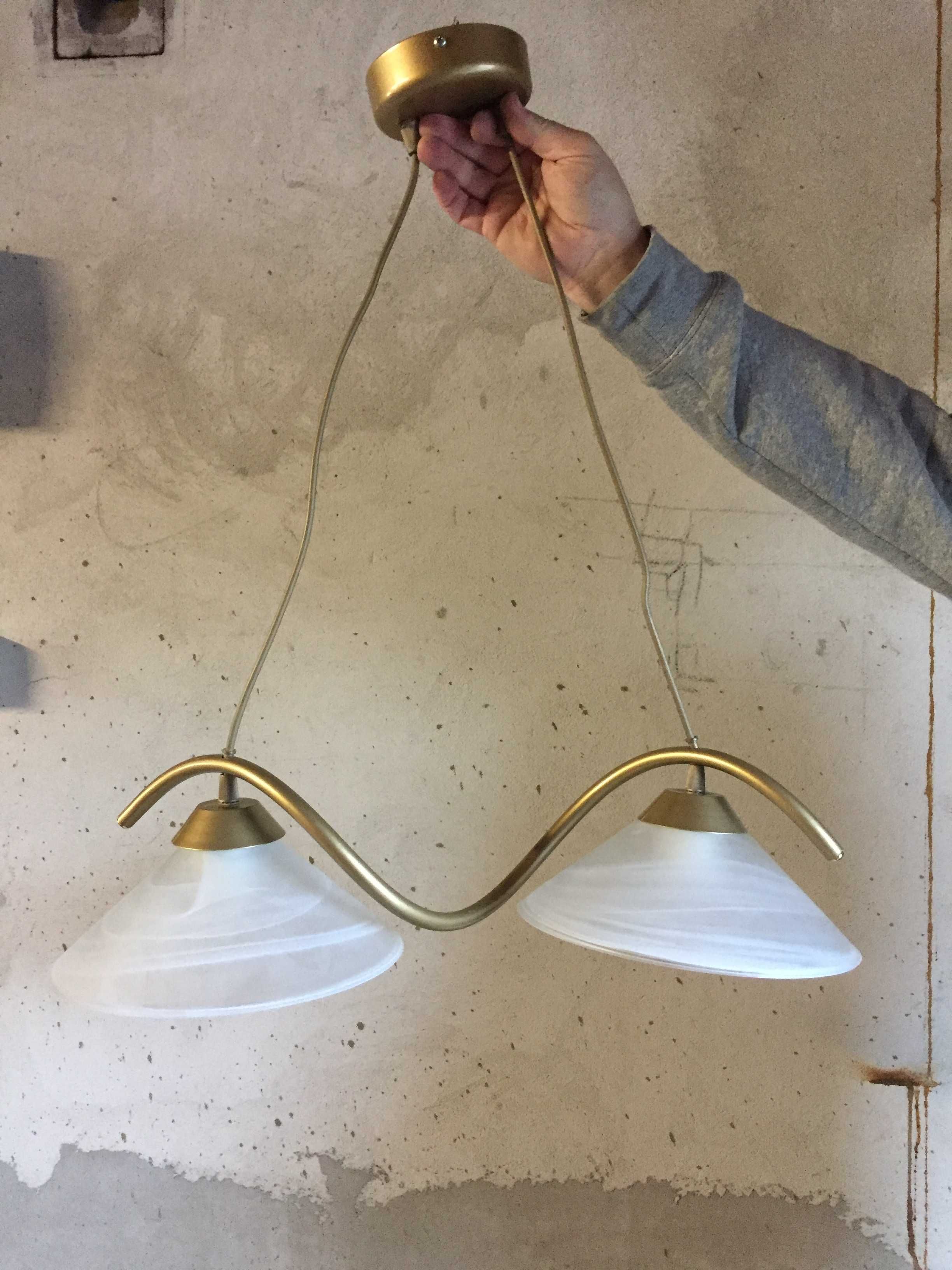 Lampy wiszące do pokoju