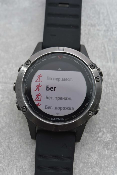 Garnin Fenix 5 чорний колір