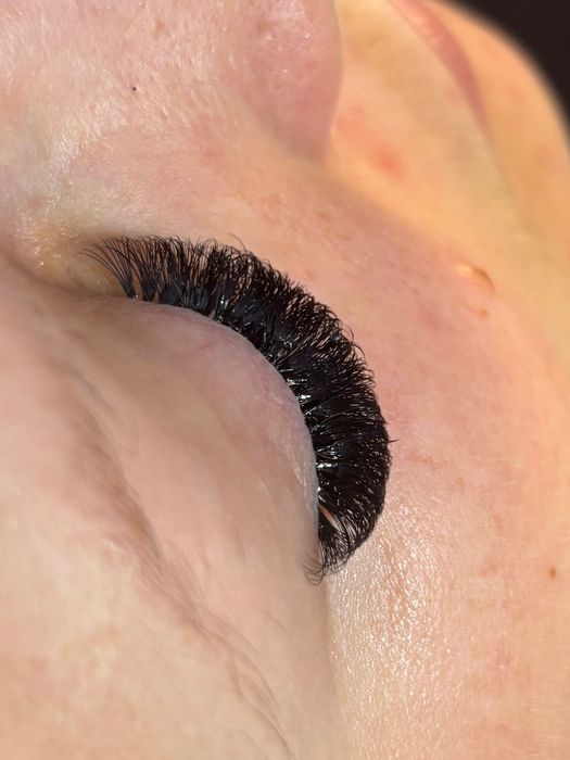 Przedłużanie rzęs, rzęsy UV, makijaż pernamentny brwi, pmu