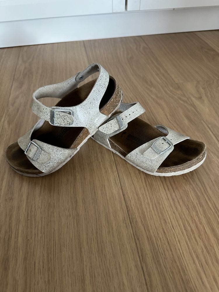 Sandałki Birkenstock r.31 srebrne