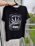 T-shirt z nadrukiem Cannabisu