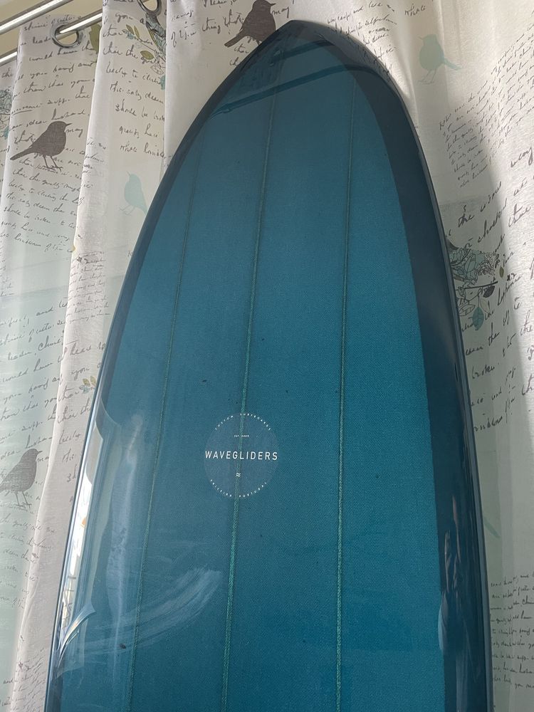 Prancha surf wavegliders longfish 7.4 pristine condition