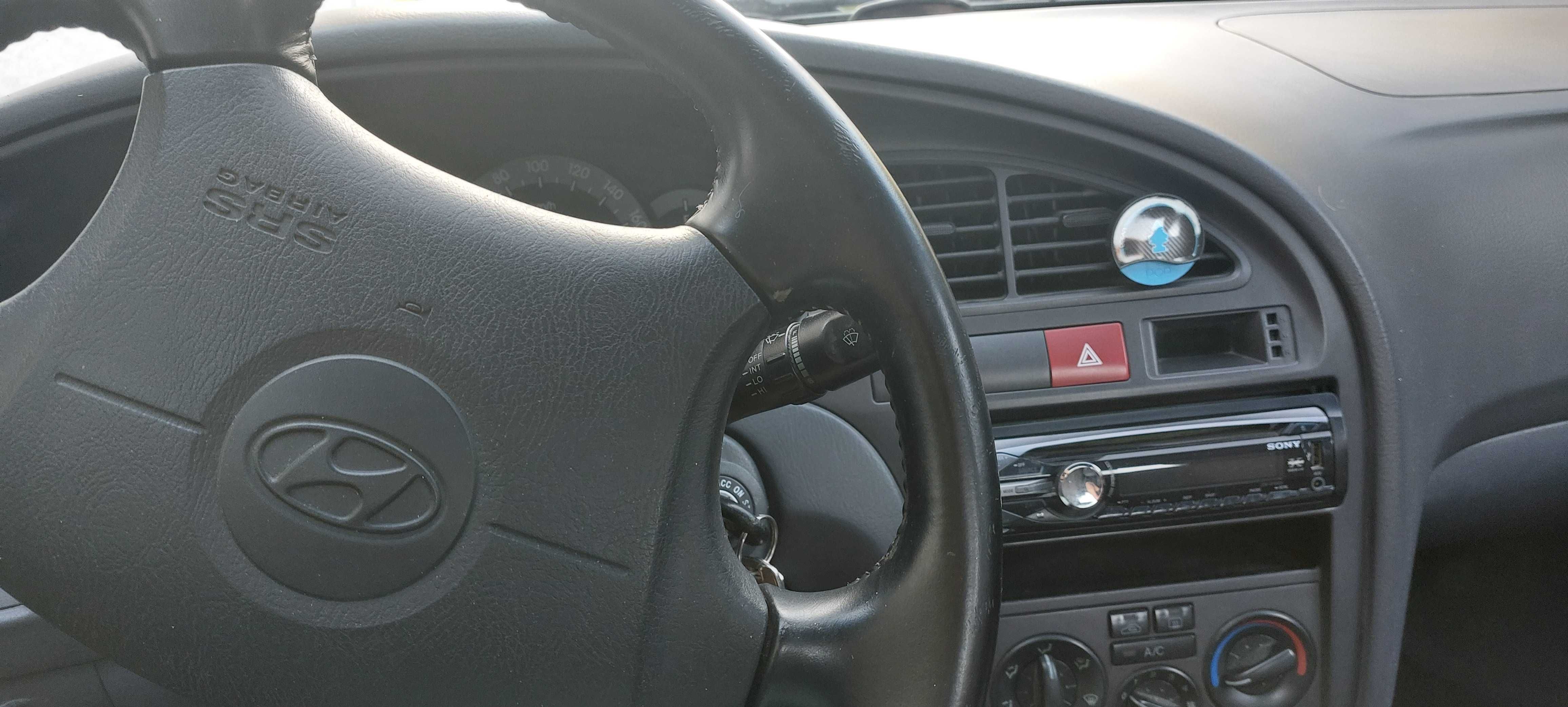 Hyundai Elantra 1,6 GLS