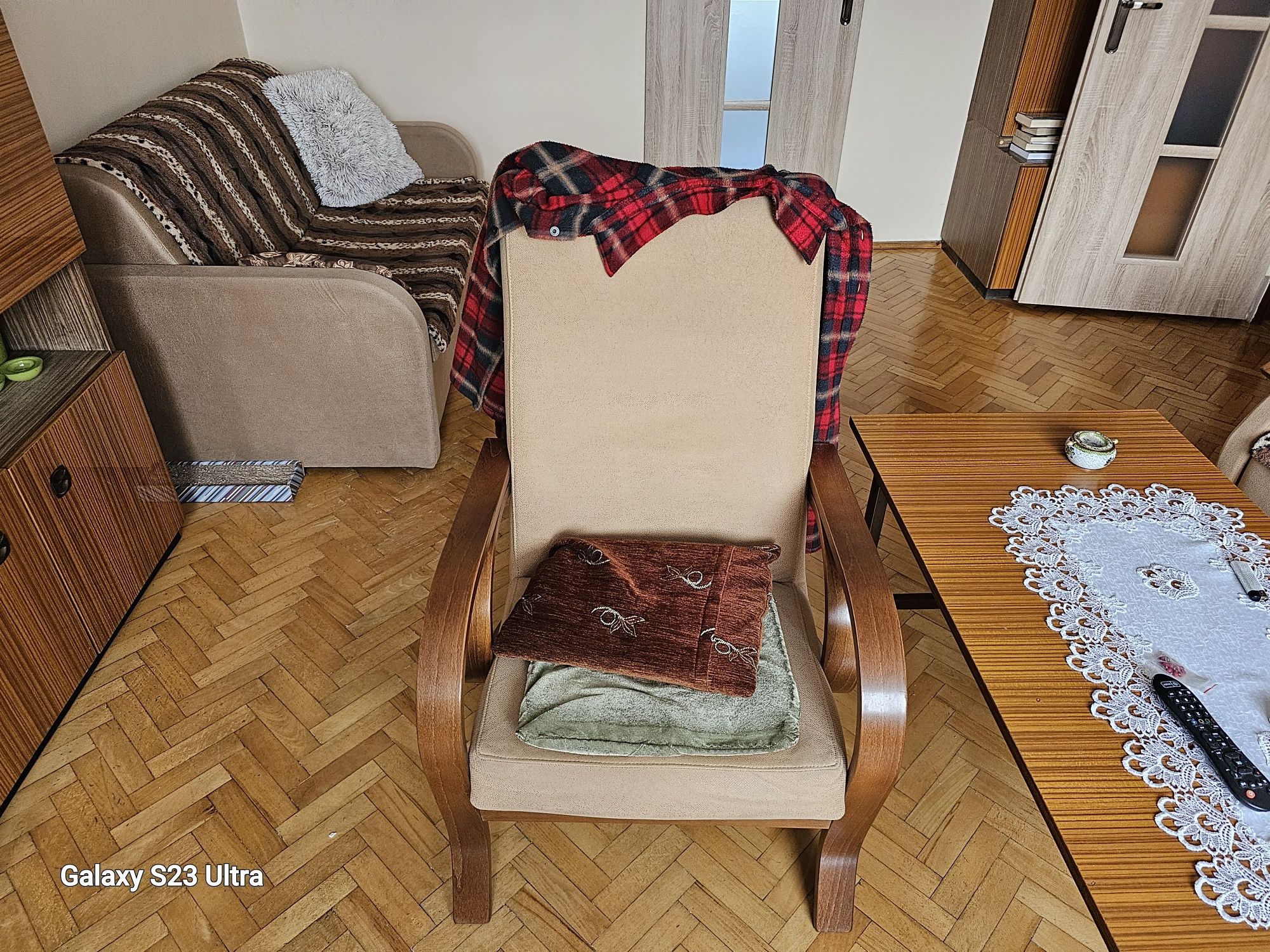Sprzedam kaplet pokojowy z funkcją spania