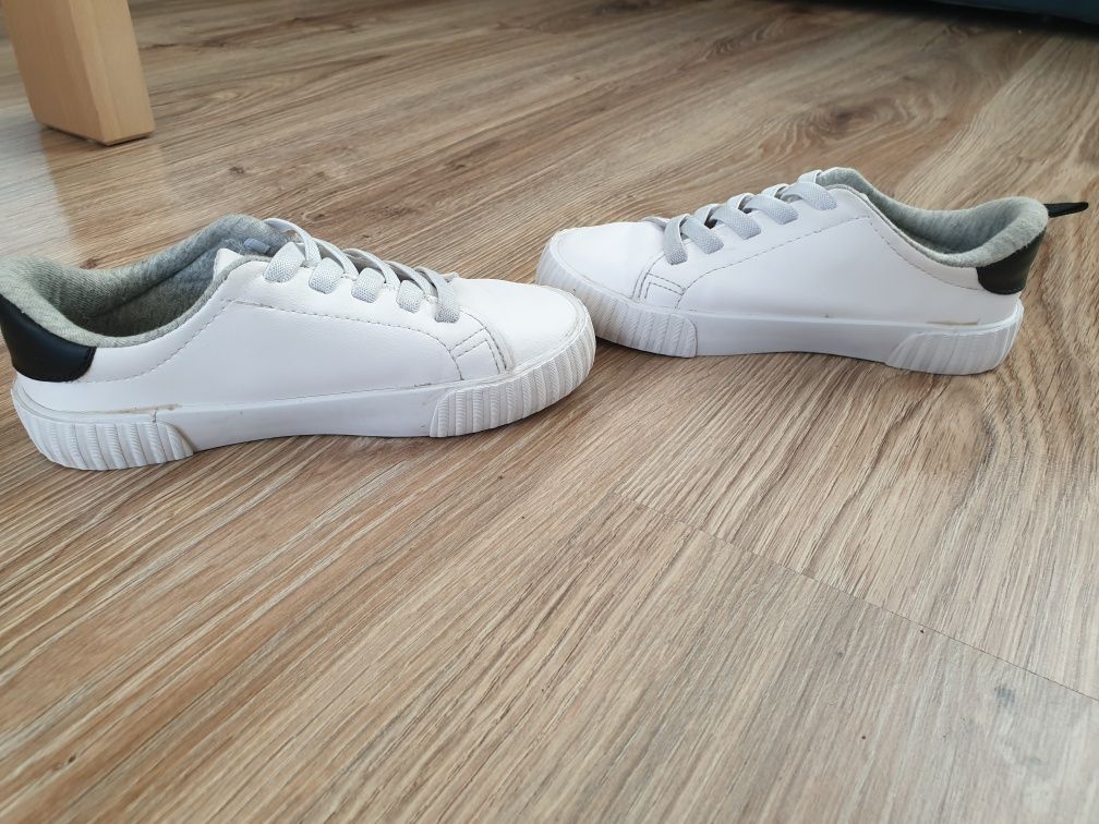 Adidasy h&m Disney 29 18,5cm