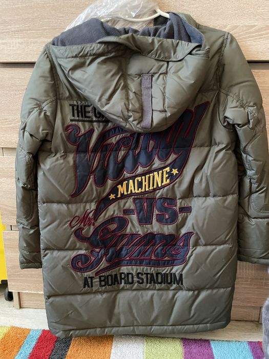 Пуховик -парка на мальчика. Benetton.