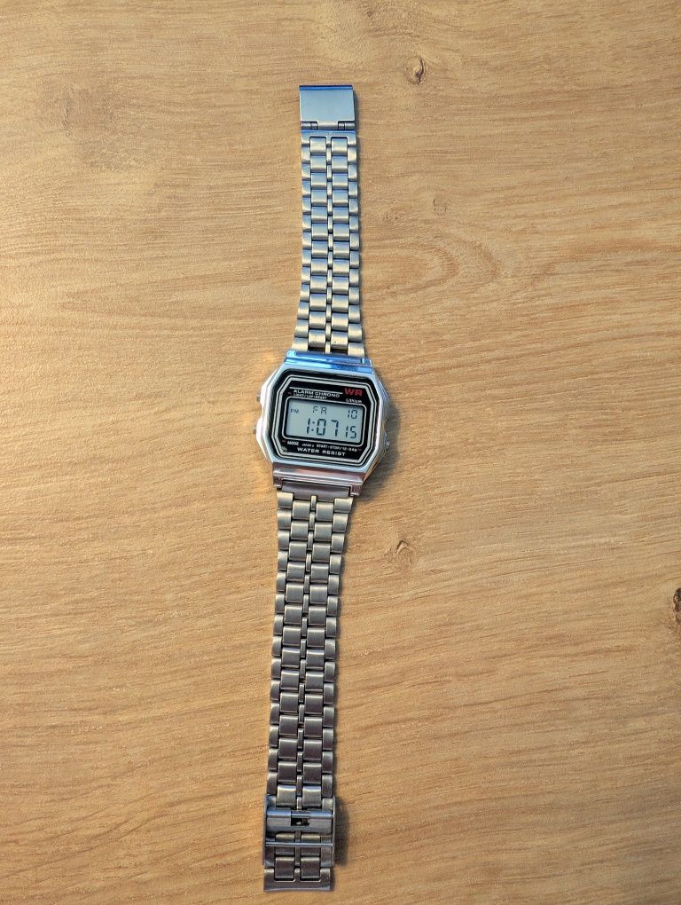 Zegarek Casio Retro nowy