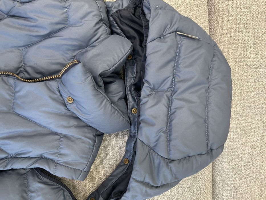 Продам куртку Reima