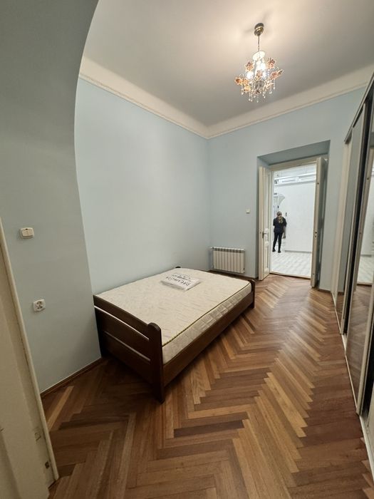 Оренда 2 кімнатної квартири. Площа Ринок.