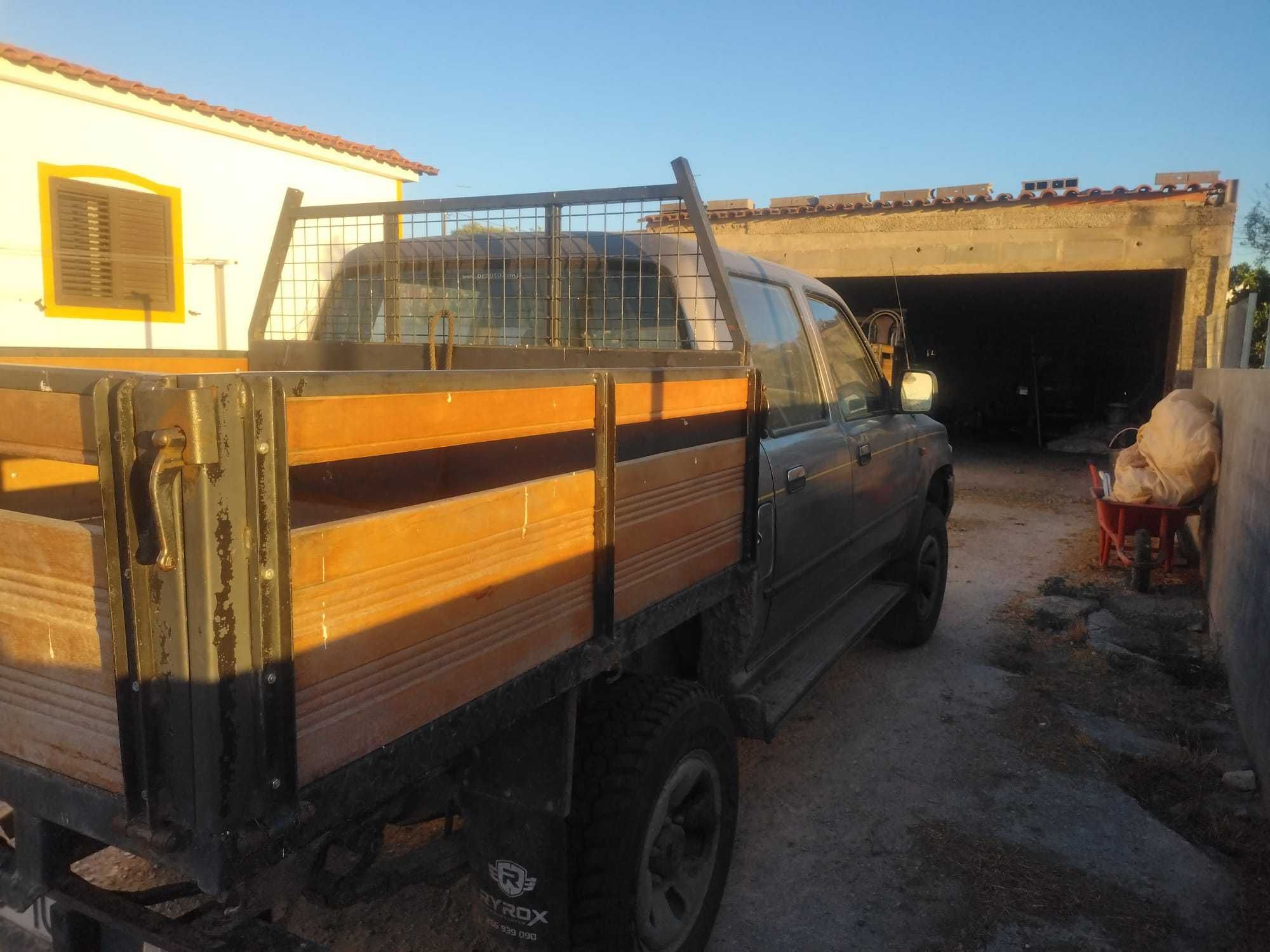 Toyota hilux 4×4