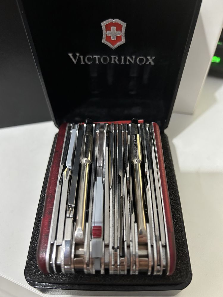 Canivete Victorinox 1.6795 XAVT