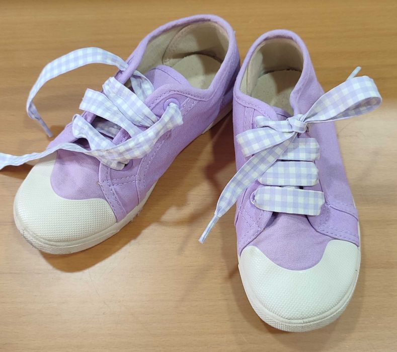 Ténis lilases com atacadores fita - Tamanho 29 - ZARA - 4 €