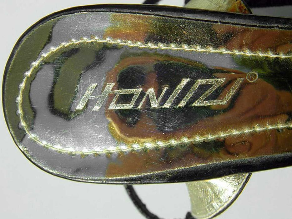 Seksowne ubierające nogę *HONIZI* roz 36