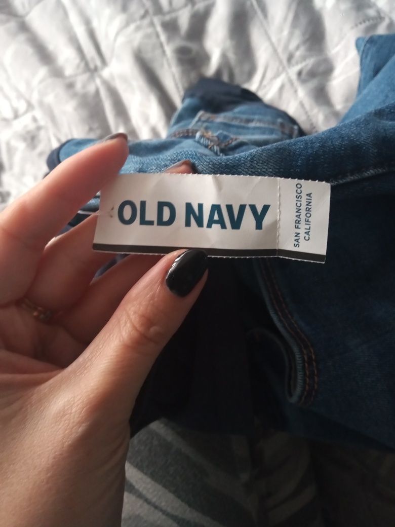 Nowe spodnie ciążowe. Old Navy 46