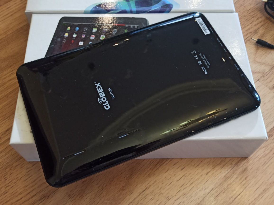 Планшет Globex Tablet PC Gu-110A 10 дюймов, 4 Gb абсолютно новый