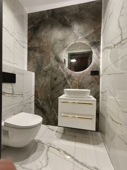 Wykończenie łazienek,  wymiany kabin prysznicowych