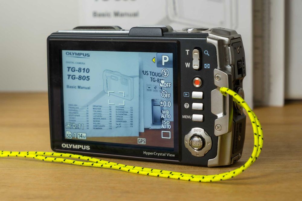 Olympus Tough TG-810 (komplet w pudełku + futerał)