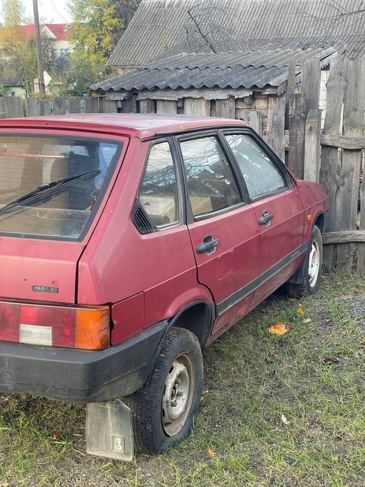 Продам робочу машину