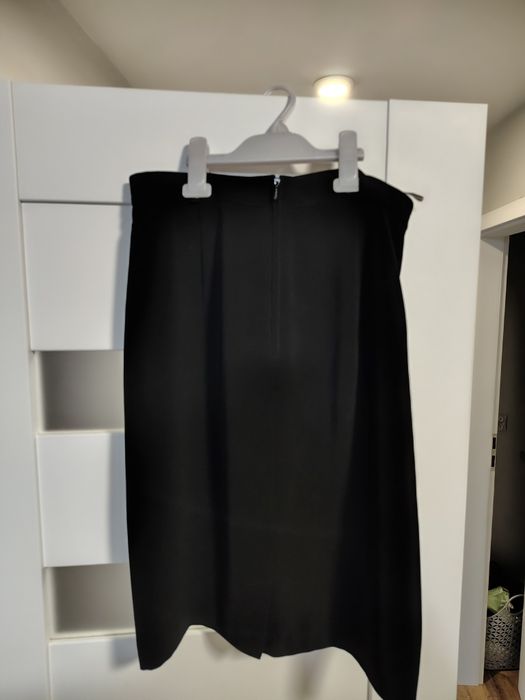 Spódnica ołówkowa czarna