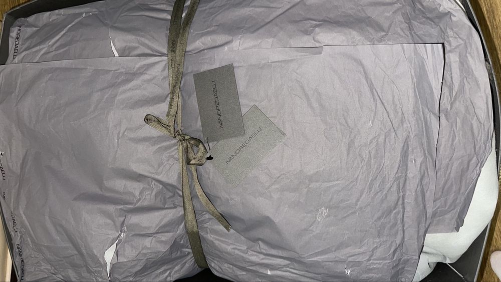 Ковёр из монгольской козы изготовленный Итальянским брендом