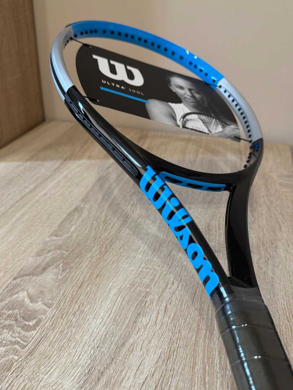 Тенісна ракетка Wilson Clash 100L V2.0, Ultra 100L V3.0, Staff X V14