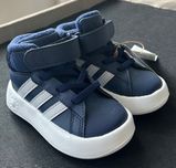 Dziecięce buty ADIDAS Grand Court Mid I rozmiar 21