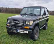 Toyota Land Cruiser Toyota Land Cruiser LJ 70 2,4 wyciągarka + hak + lift zawieszenia 4x4
