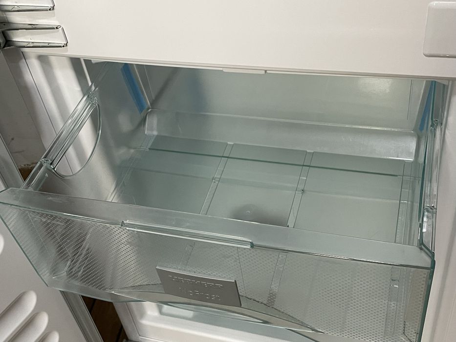 Вбудований холодильний Liebherr ICBN 3314 в ІДЕАЛЬНОМУ стані BioFresh