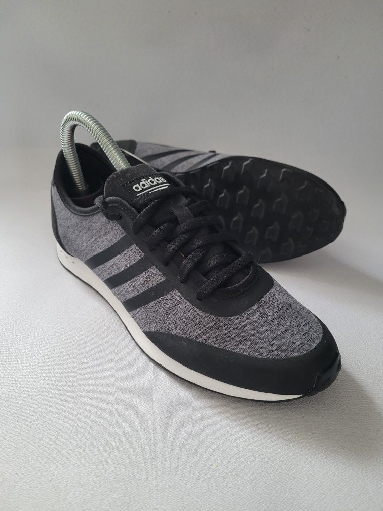 Adidas Cloudfoam r.37