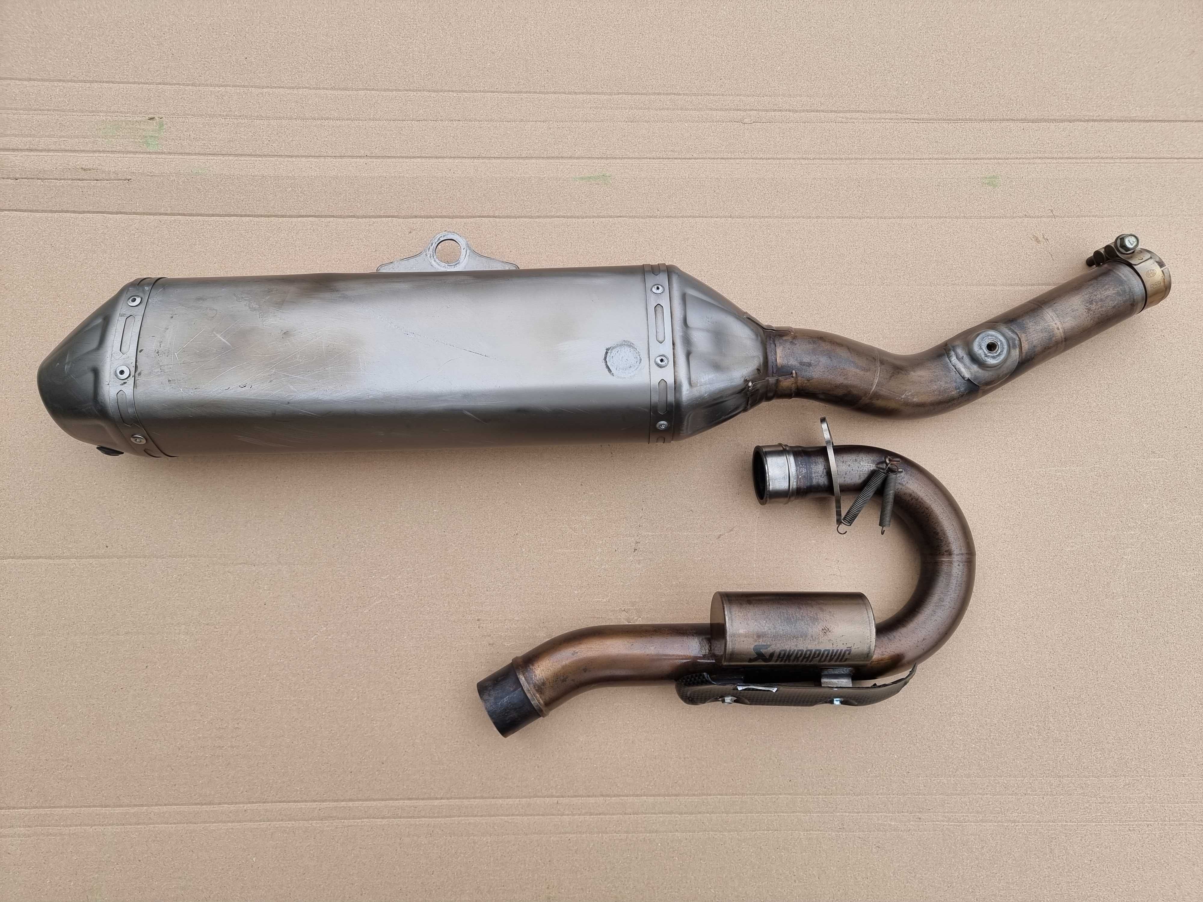 Kompletny układ wydechowy AKRAPOVIC Evolution Kawasaki KXF 450 r 16-18