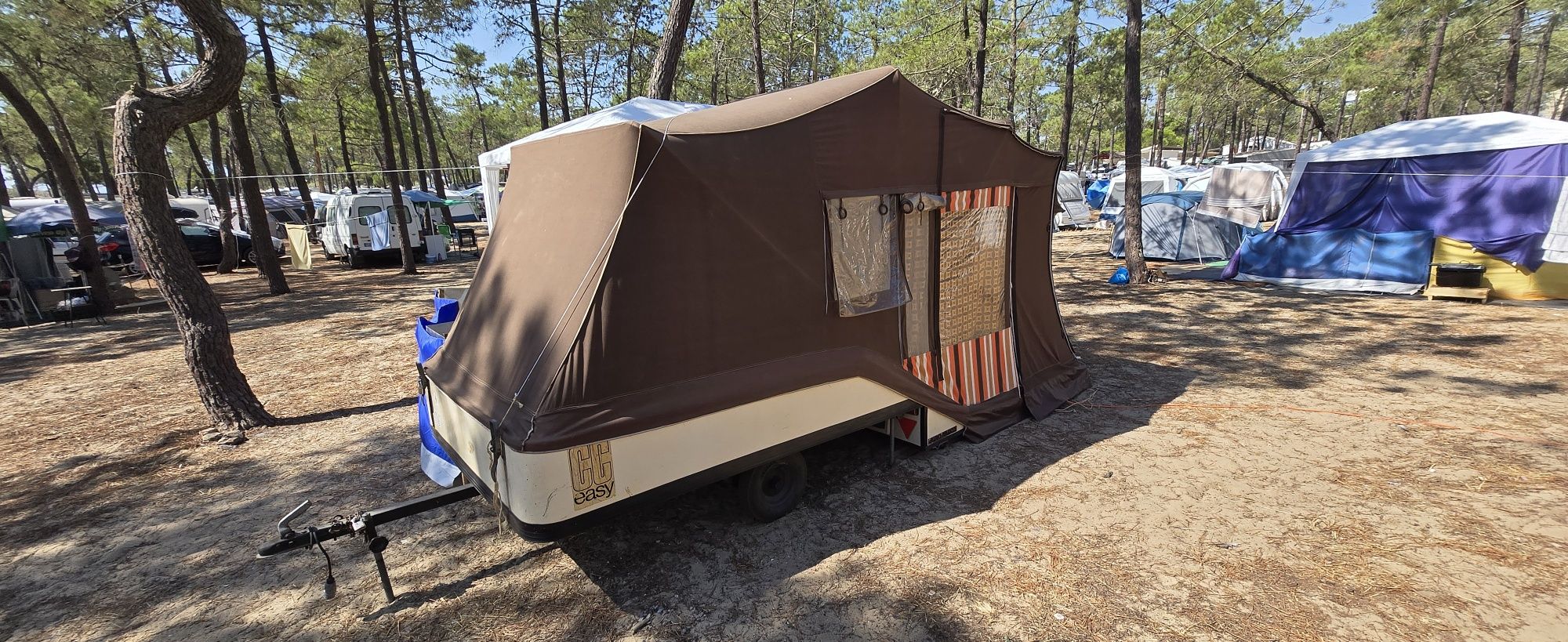 Atrelado tenda 2 pessoas