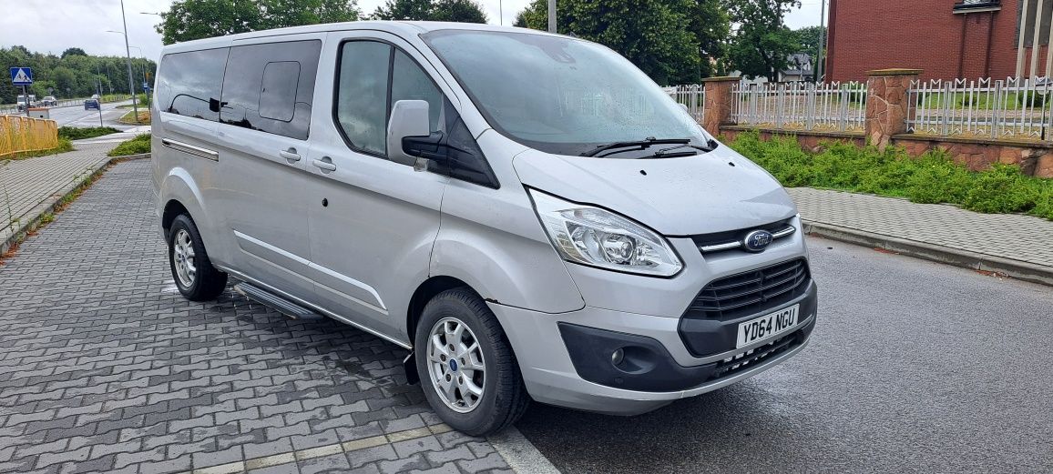 ford custom tourneo 300 ltd e tech 9 osobowy anglik long