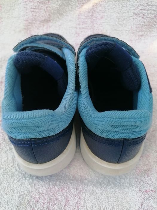 Adidasy chłopięce granatowe