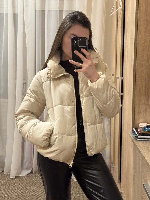 Куртка молочна cropp