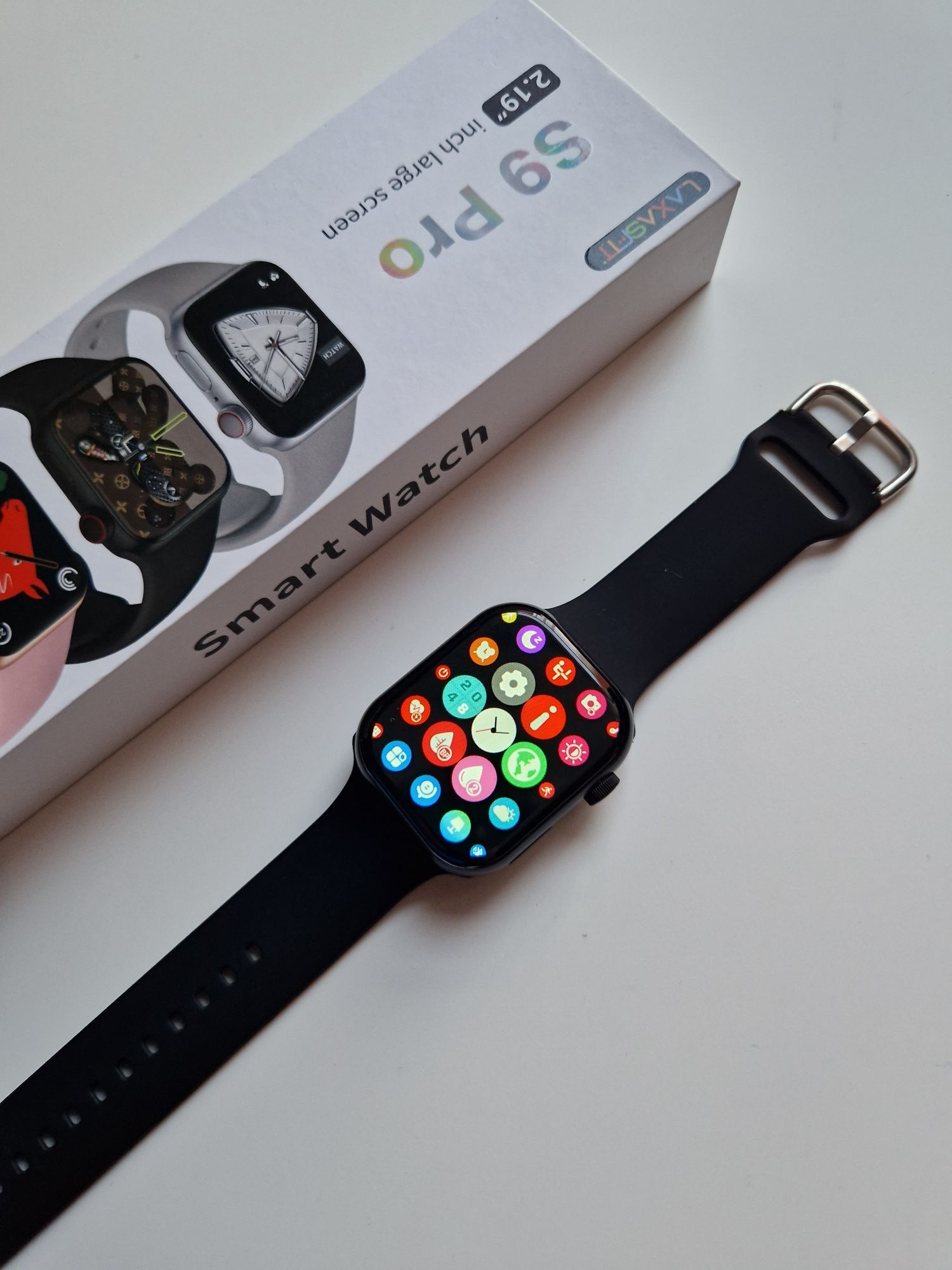 Smartwatch czarny dla każdego