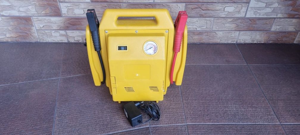 Urządzenie rozruchowe 4 in 1 power station booster starter prostownik