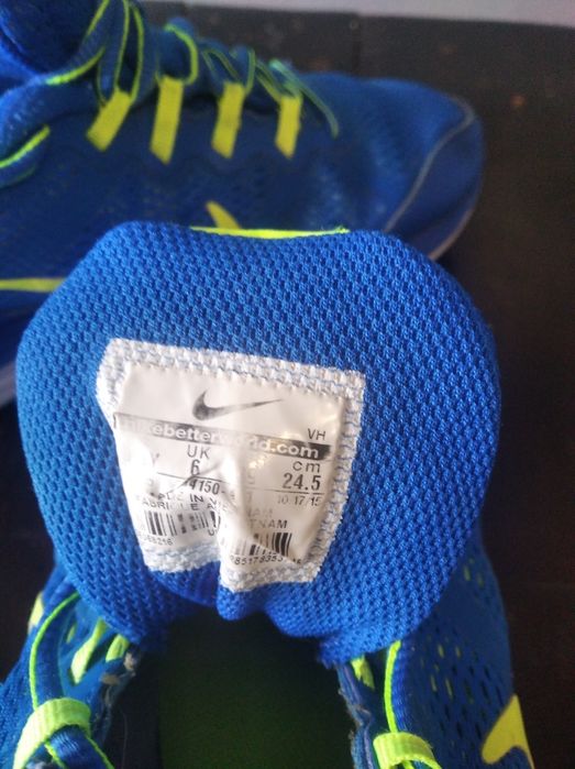 Кроссовки 39 размер.