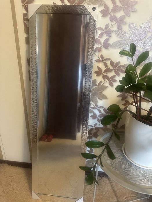 Дзеркало нове для интерьера