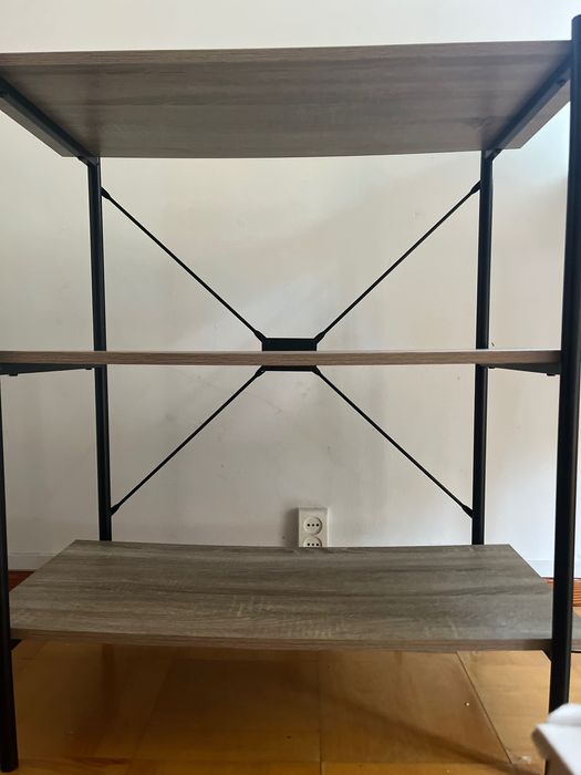 Regał na książki Jysk