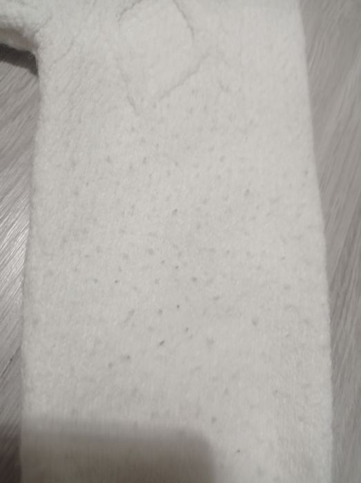 В'язаний теплий чоловічок